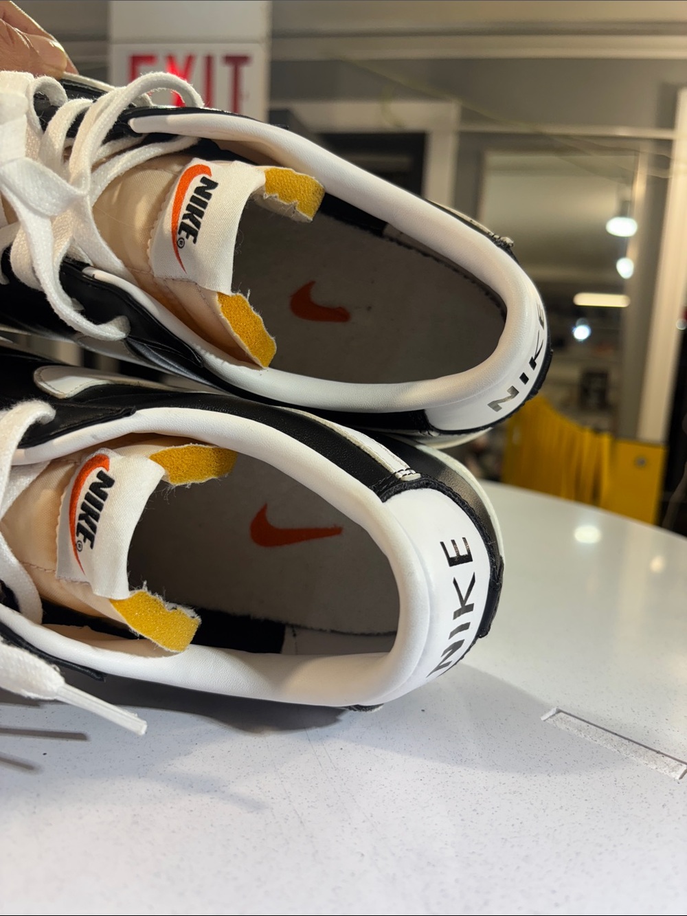 Nike Blazer low black white size 11 - Picture 6 of 12